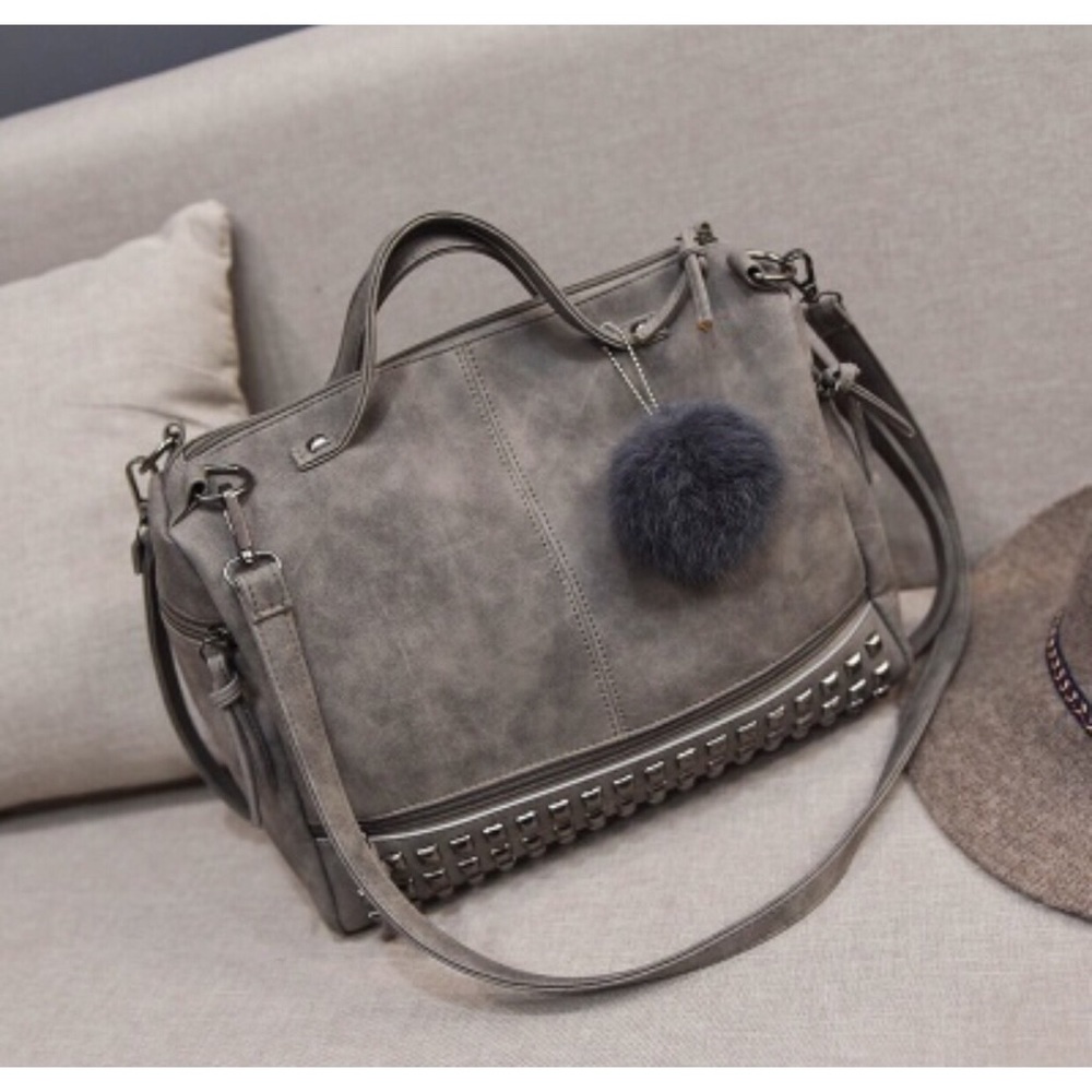leather tote bag